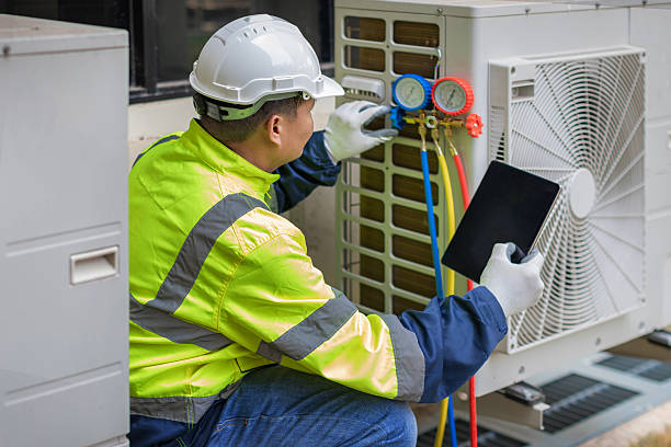 Professional Hvac technician working in Bowersville, OH